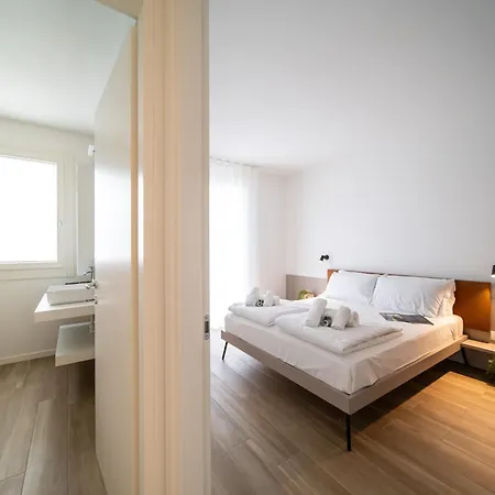 Canova Apartment