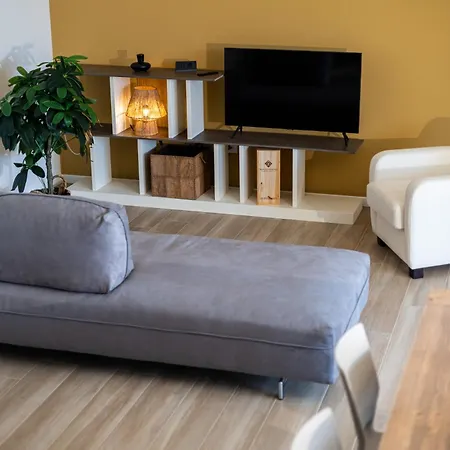 Canova Apartment Spinea